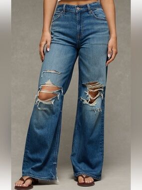 American Eagle Outfitters Ripped wide-Leg Jeans - Light Blue
